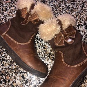Toddler brown boots
